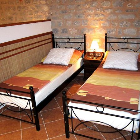 Estia Holiday Гитион Экстерьер фото